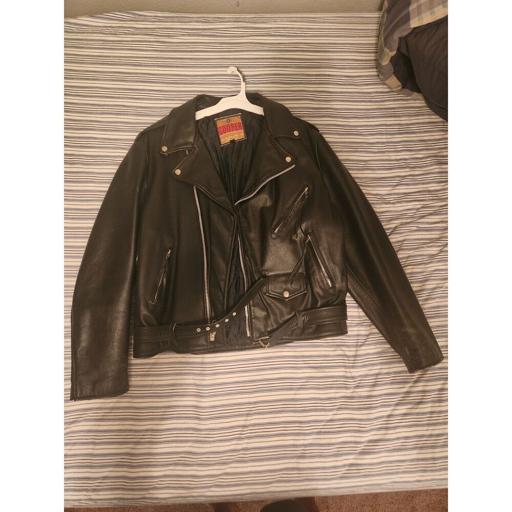 Vintage Cooper Jacket Mens XL Black Leather Motorcycle Biker Belted Quilted Zip
